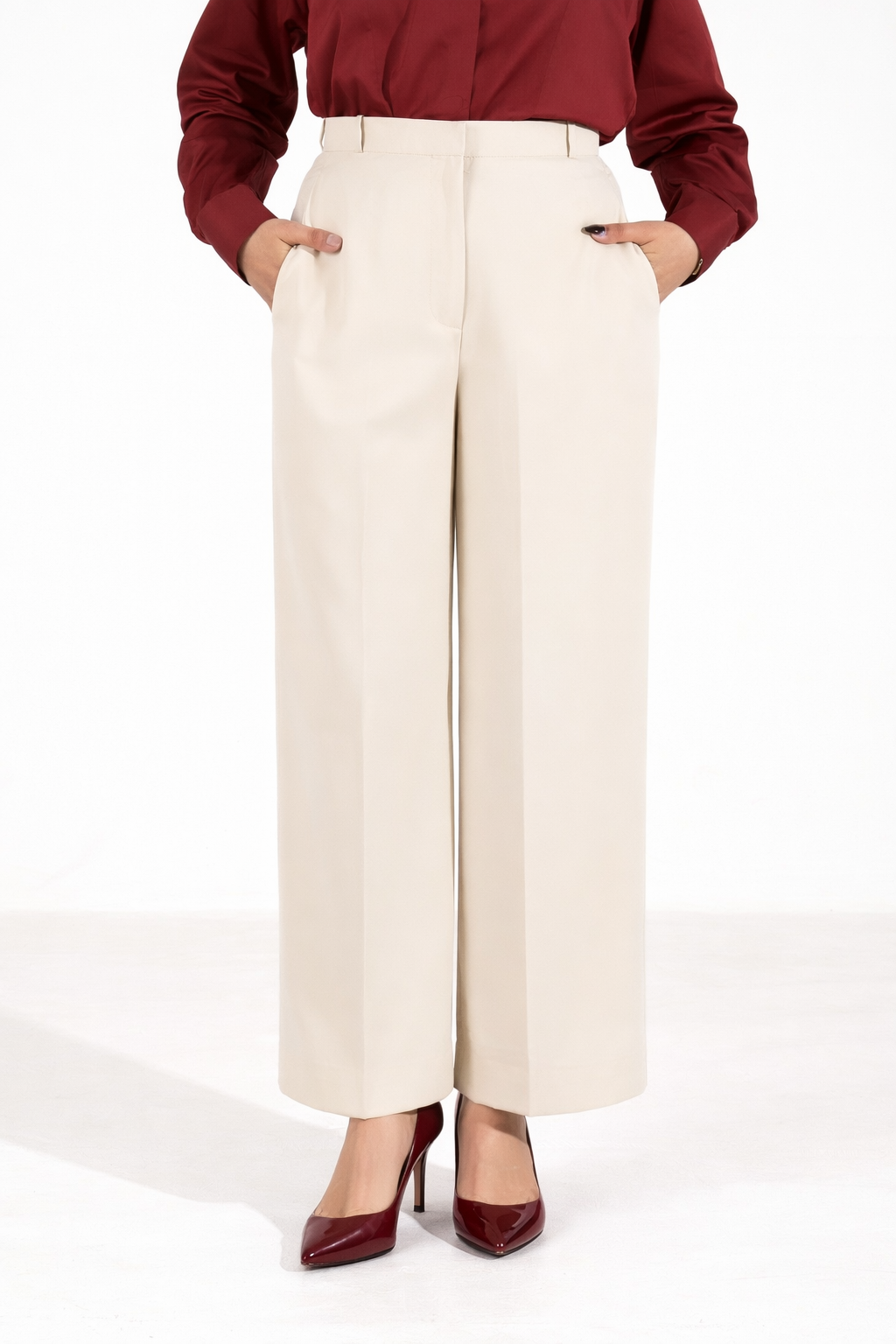 Signature Straight Fit Trouser — Off White
