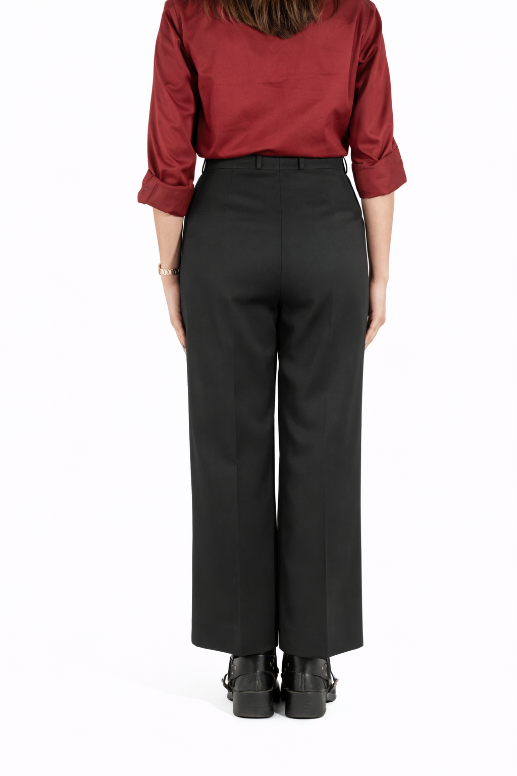 Signature Straight Fit Trouser — Classic Black
