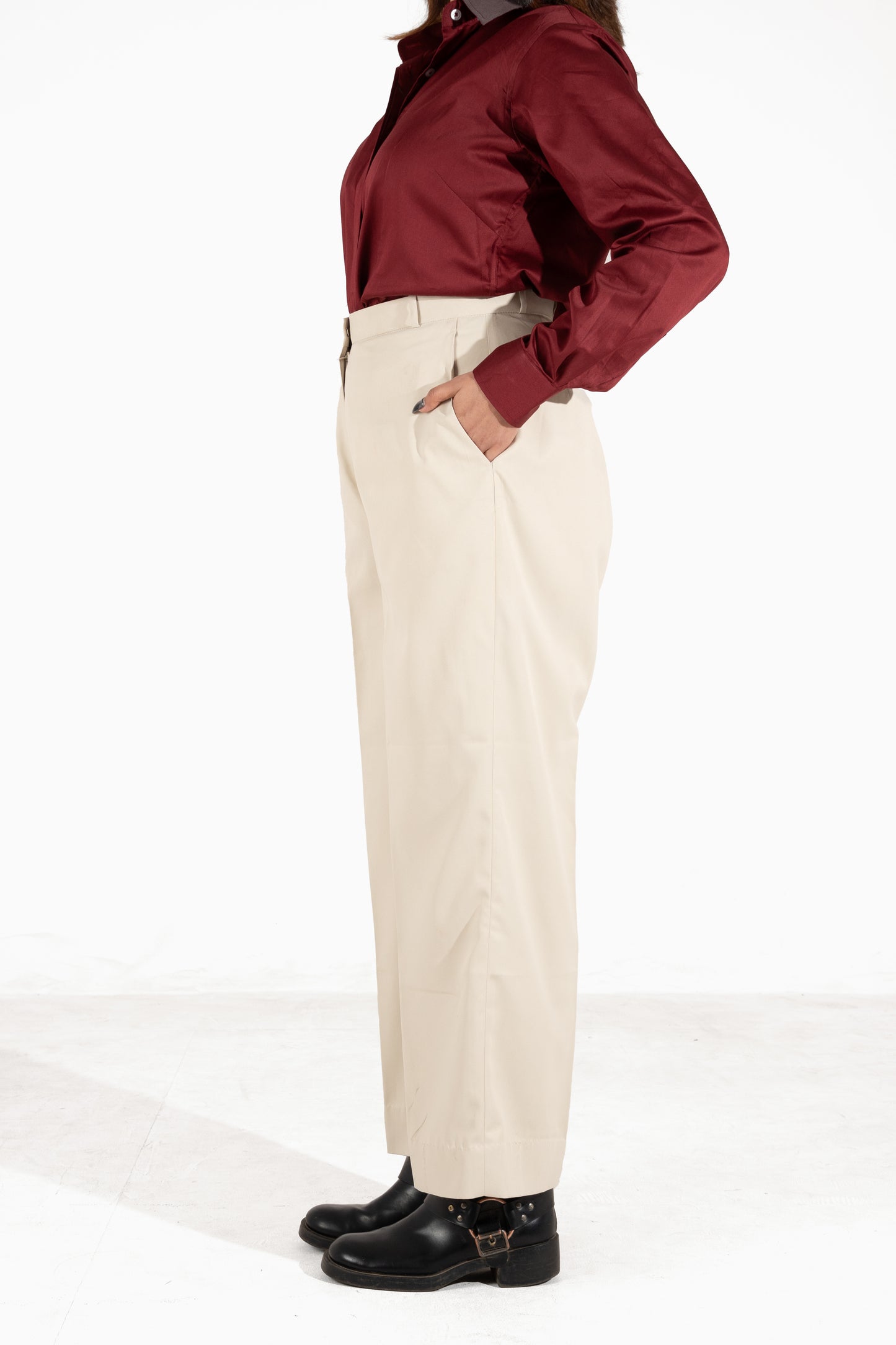 Signature Straight Fit Trouser — Off White